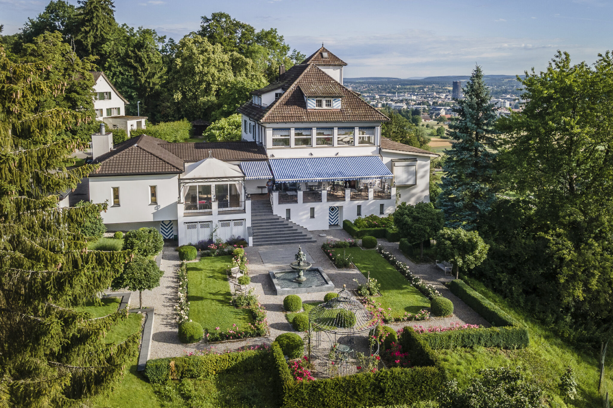 Restaurant-Waldmannsburg-aussenansicht