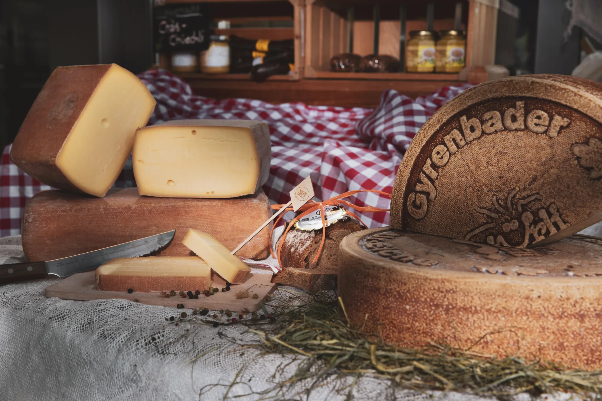 standortfoerderung-zueri-oberland-girenbad-kaese